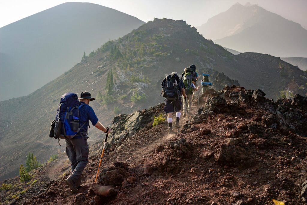 Menaklukkan Gunung dengan Keterbatasan Fisik